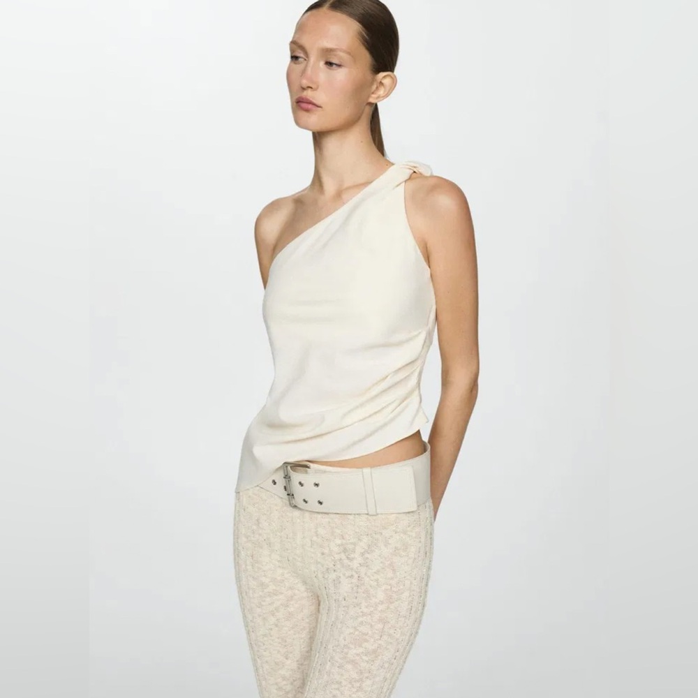 Mango Twist Detail One Shoulder Ruched Tank in Cream Size Medium